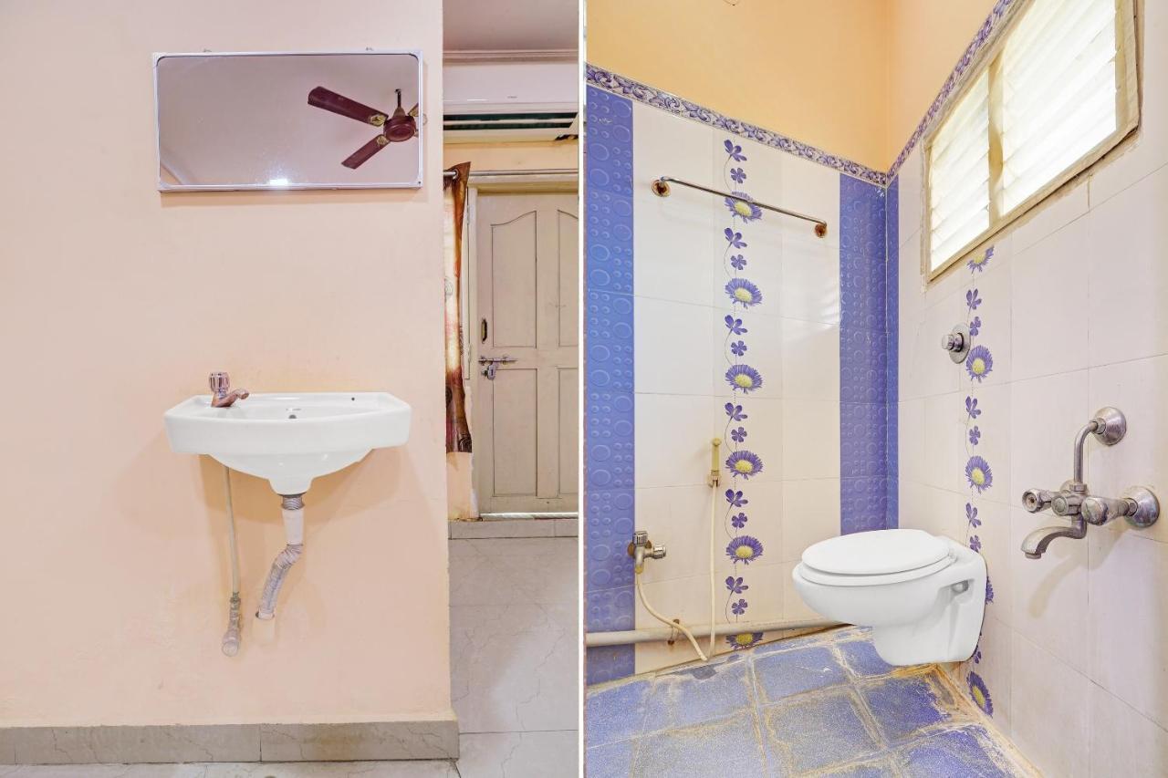 Oyo 81409 Hotel Sivajothi トゥティコロン エクステリア 写真
